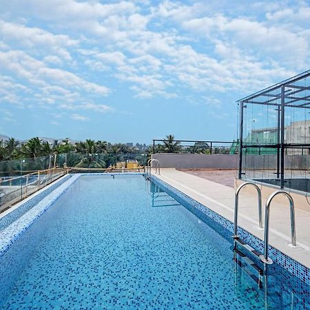 Hotel Super Townhouse Oak Hillside Aqua Khandagiri Exterior foto